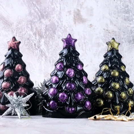 lifestyle.webp  Chocolate Mould Magnetic; Christmas tree